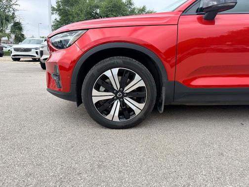 Fusion Red 2023 Volvo C40 Recharge Pure Electric Twin Plus