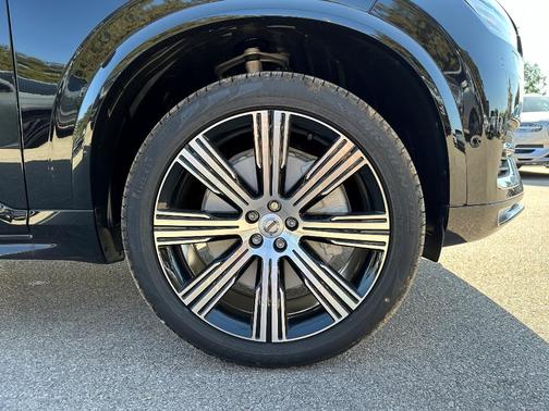 2025 Volvo XC90 B6 Plus 7-Seater