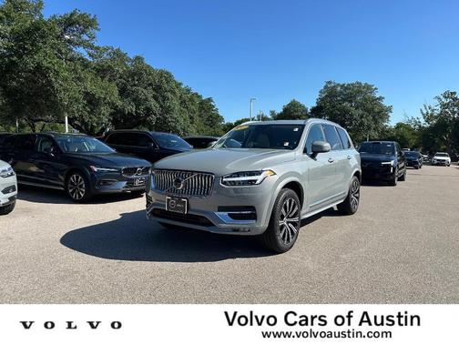 2025 Volvo XC90 B5 Core