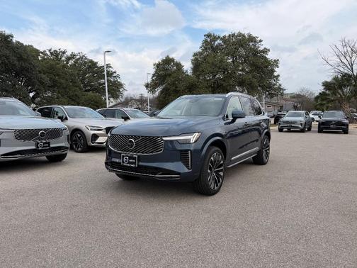 2026 Volvo XC90 B6 Ultra 7-Seater