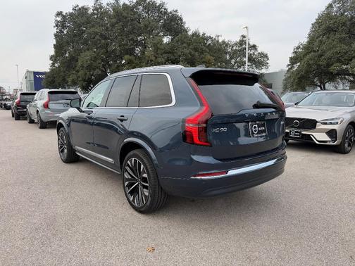 2026 Volvo XC90 B6 Ultra 7-Seater
