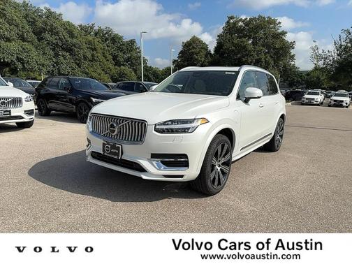 2025 Volvo XC90 Plug-In Hybrid T8 Core 7-Seater
