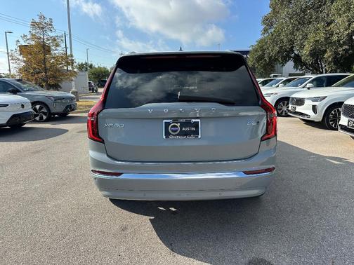 2026 Volvo XC90 B6 Plus 7-Seater