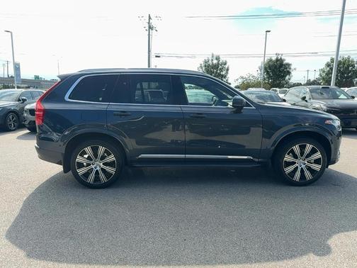 2024 Volvo XC90 Recharge Plug-In Hybrid T8 Ultimate Bright Theme 7-Seater
