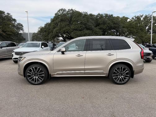 2026 Volvo XC90 B6 Ultra 6-Seater
