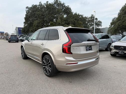 2026 Volvo XC90 B6 Ultra 6-Seater