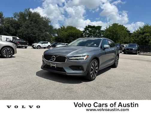 2020 Volvo V60 Cross Country T5