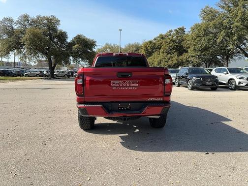 2024 GMC Canyon AT4X