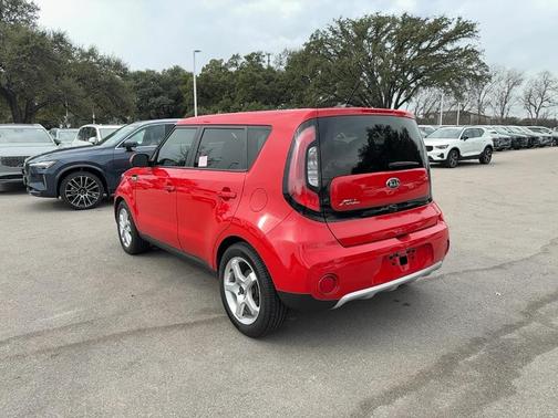 2017 Kia Soul +