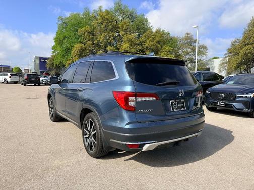 2020 Honda Pilot Touring 8-Passenger