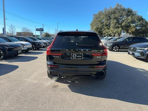 2026 Volvo XC60 B5 Core