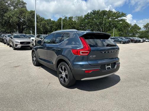 2022 Volvo XC40 T5 Inscription
