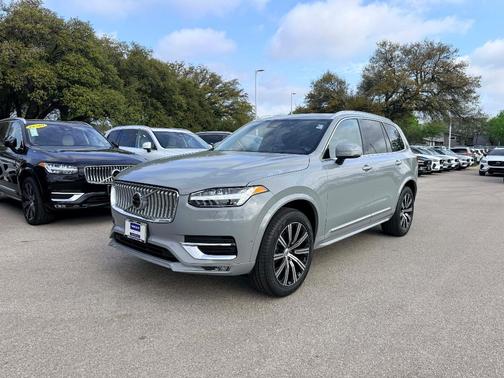 Metallic 2025 Volvo XC90 B6 Plus 7-Seater