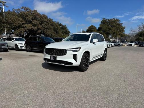 2025 Volvo XC90 Plug-In Hybrid T8 Plus 7-Seater