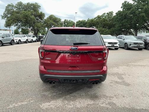 2019 Ford Explorer sport