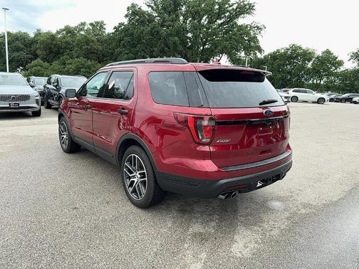 2019 Ford Explorer sport