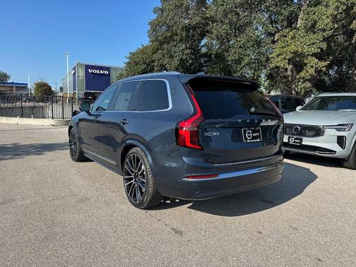 2026 Volvo XC90 B5 Ultra 6-Seater