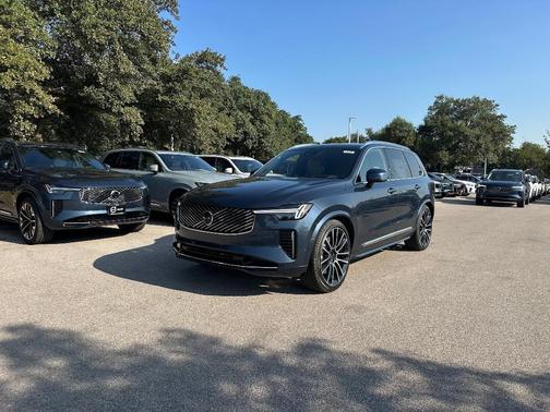 2026 Volvo XC90 B5 Ultra 6-Seater