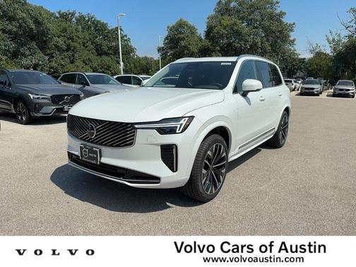 2025 Volvo XC90 B6 Core