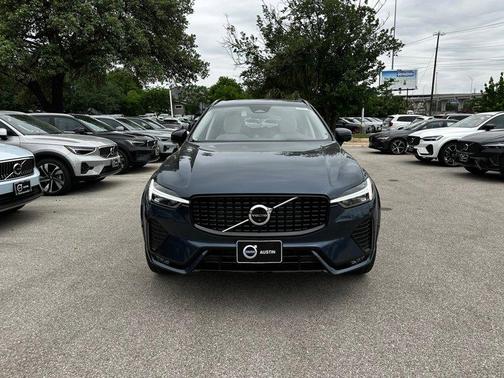2025 Volvo XC60 B5 Ultra
