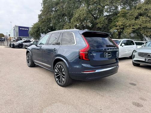 2026 Volvo XC90 B6 Ultra 7-Seater
