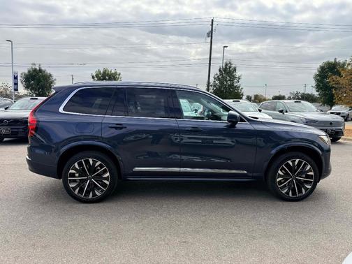 2026 Volvo XC90 B6 Ultra 7-Seater