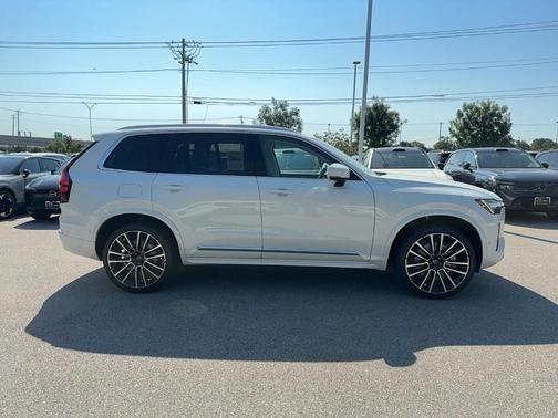 2026 Volvo XC90 B6 Ultra 6-Seater