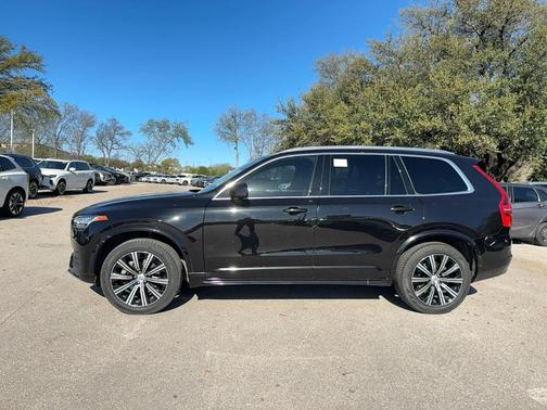 2023 Volvo XC90 B5 Core