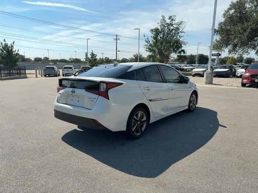 2020 Toyota Prius L