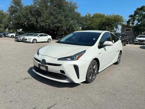 2020 Toyota Prius L