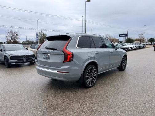 2026 Volvo XC90 B6 Ultra 7-Seater