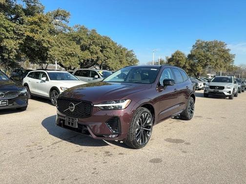 2026 Volvo XC60 B5 Ultra