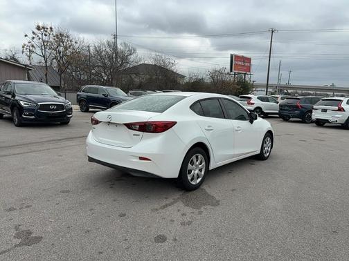 2016 Mazda Mazda3 i Sport