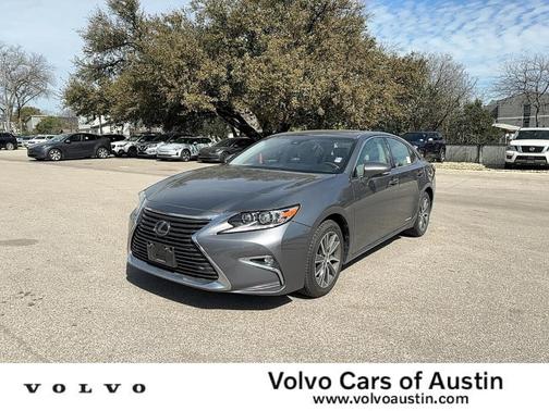 2016 Lexus ES 300h Base