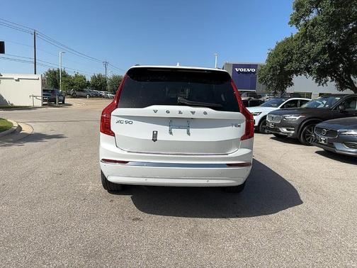 2025 Volvo XC90 Plug-In Hybrid T8 Plus 7-Seater
