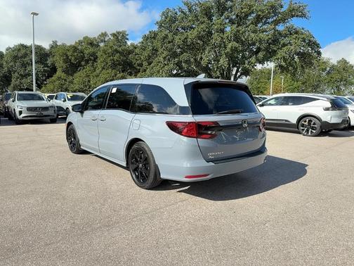 2024 Honda Odyssey Sport