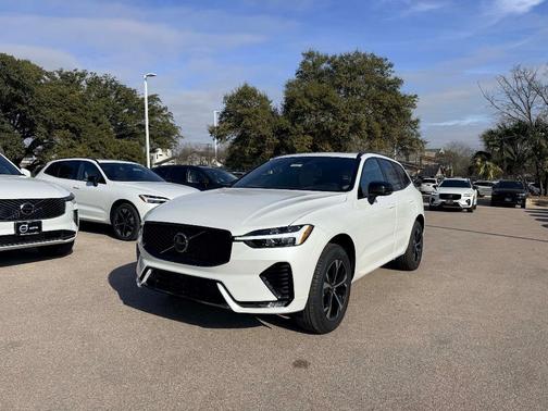 2026 Volvo XC60 B5 Core