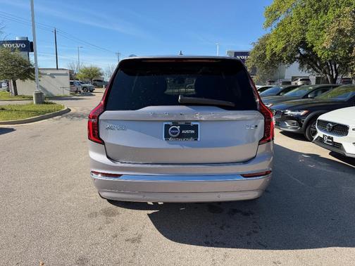 2026 Volvo XC90 B5 Ultra 6-Seater