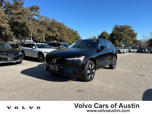 2025 Volvo XC60 Plug-In Hybrid T8 Plus