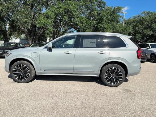 2025 Volvo XC90 Plug-In Hybrid T8 Ultra 7-Seater