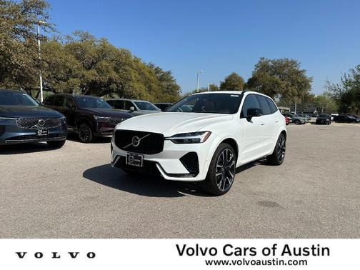 2025 Volvo XC60 B5 Ultra