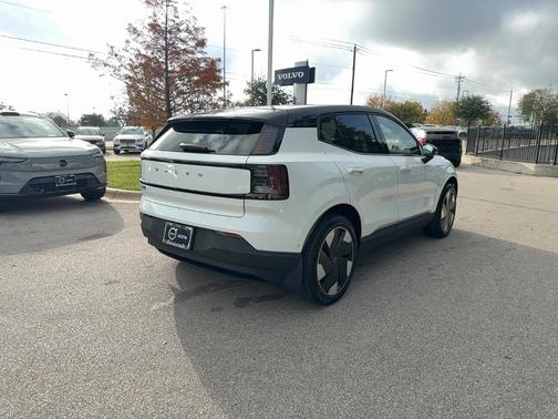 2026 Volvo EX30 Twin Motor Ultra