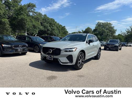 2025 Volvo XC60 B5 Plus