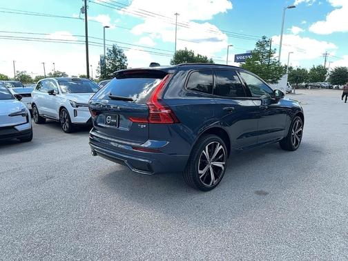 2025 Volvo XC60 Plug-In Hybrid T8 Ultra