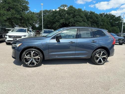 2025 Volvo XC60 Plug-In Hybrid T8 Ultra