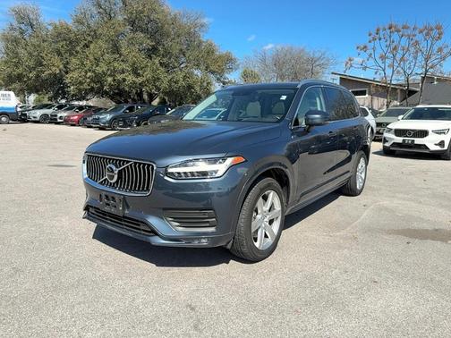 2021 Volvo XC90 T5 Momentum 7 Passenger