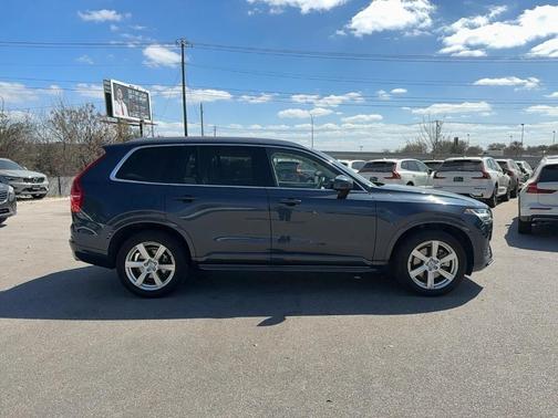 Denim Blue 2021 Volvo XC90 T5 Momentum 7 Passenger