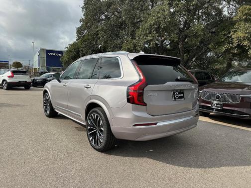 2026 Volvo XC90 B6 Plus 7-Seater