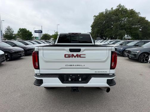 Summit White 2022 GMC Sierra 2500 Denali