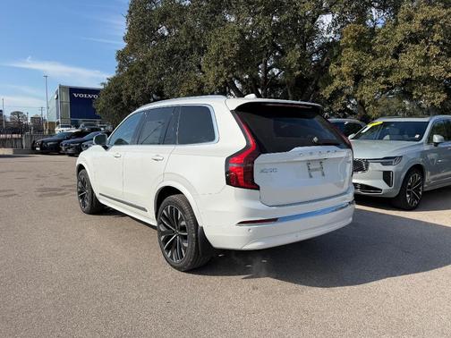 2026 Volvo XC90 B6 Plus 7-Seater